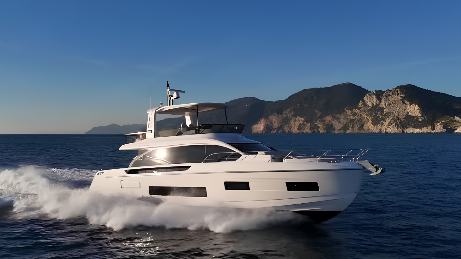 AZIMUT 62 FLY 
